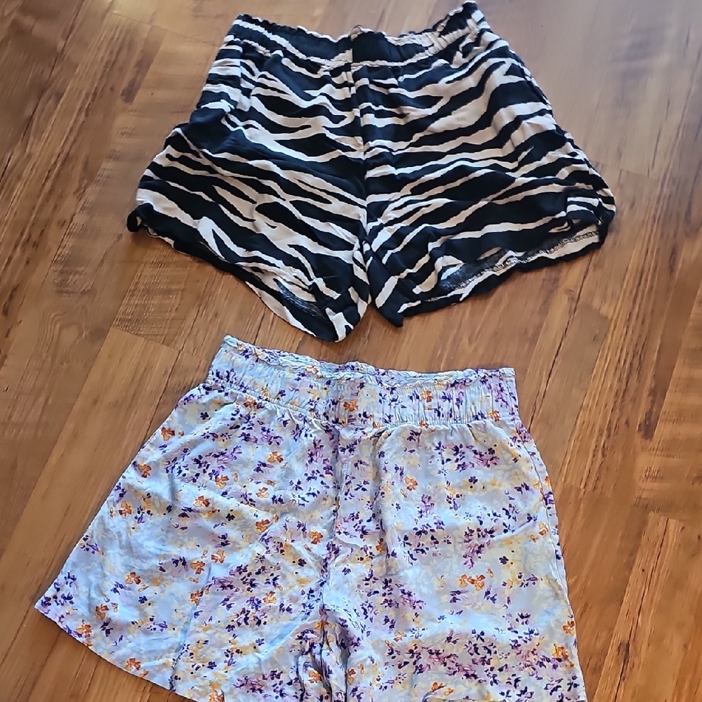 Stylish Zebra Print Women's Shorts And Floral Shorts. MUST BUNDLE